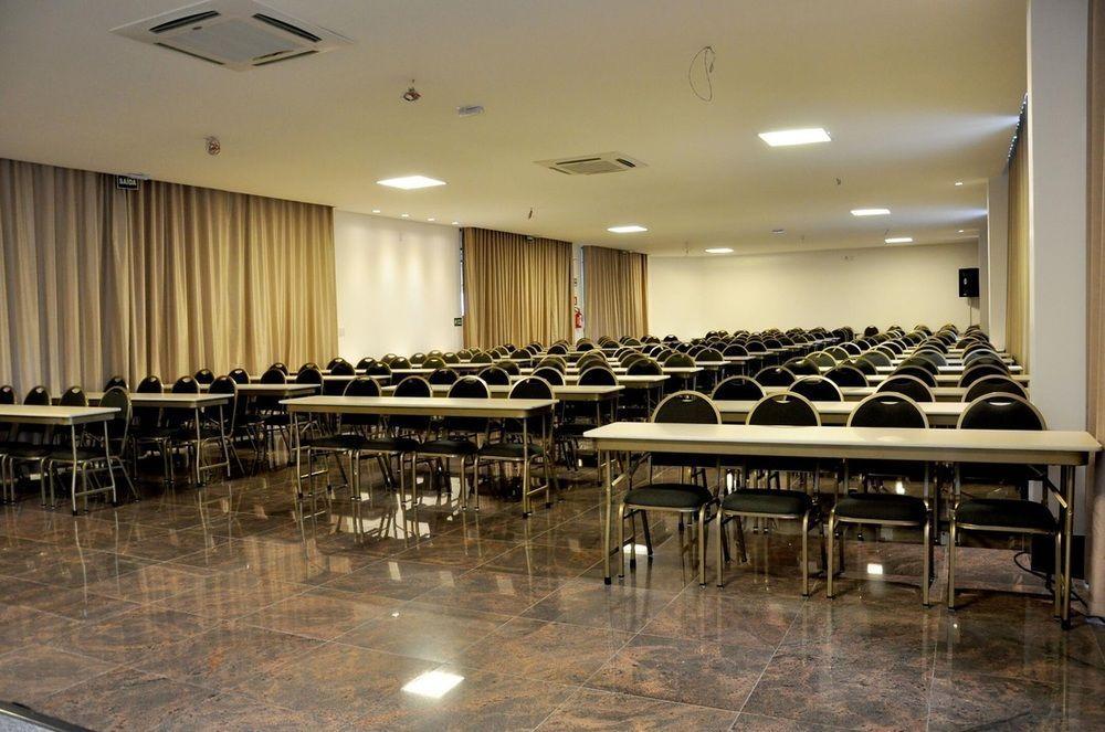 Galatas Golden Hotel ปาโตส เจ มินาส ภายนอก รูปภาพ